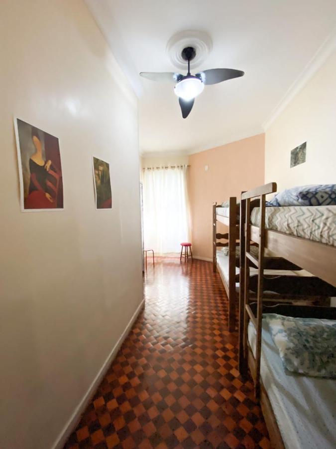 Rio Guesthouse - Um Quarteirao Da Praia De Copacabana Rio de Janeiro Zewnętrze zdjęcie