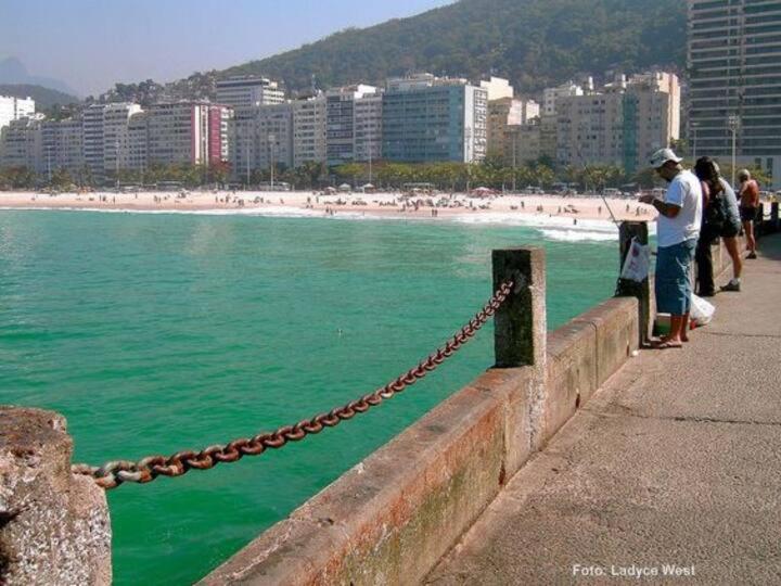Rio Guesthouse - Um Quarteirao Da Praia De Copacabana Rio de Janeiro Zewnętrze zdjęcie